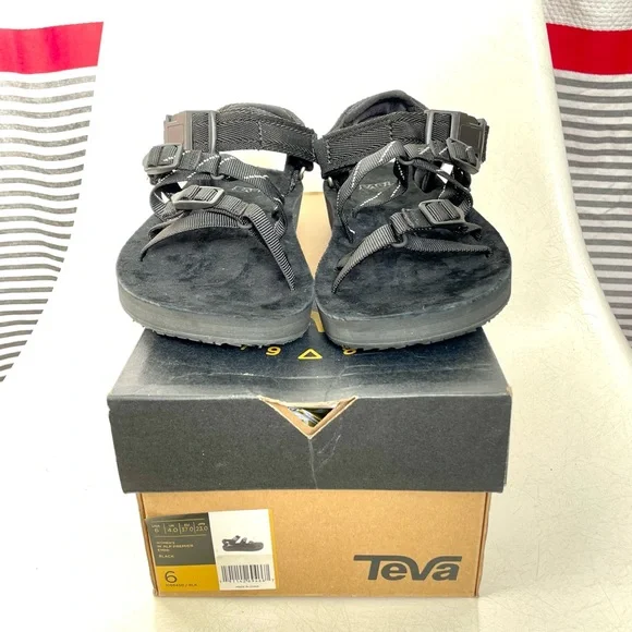 TEVA x TOTOKAELO EXCLUSIVE Black Emmi Sandals - Picture 1 of 6